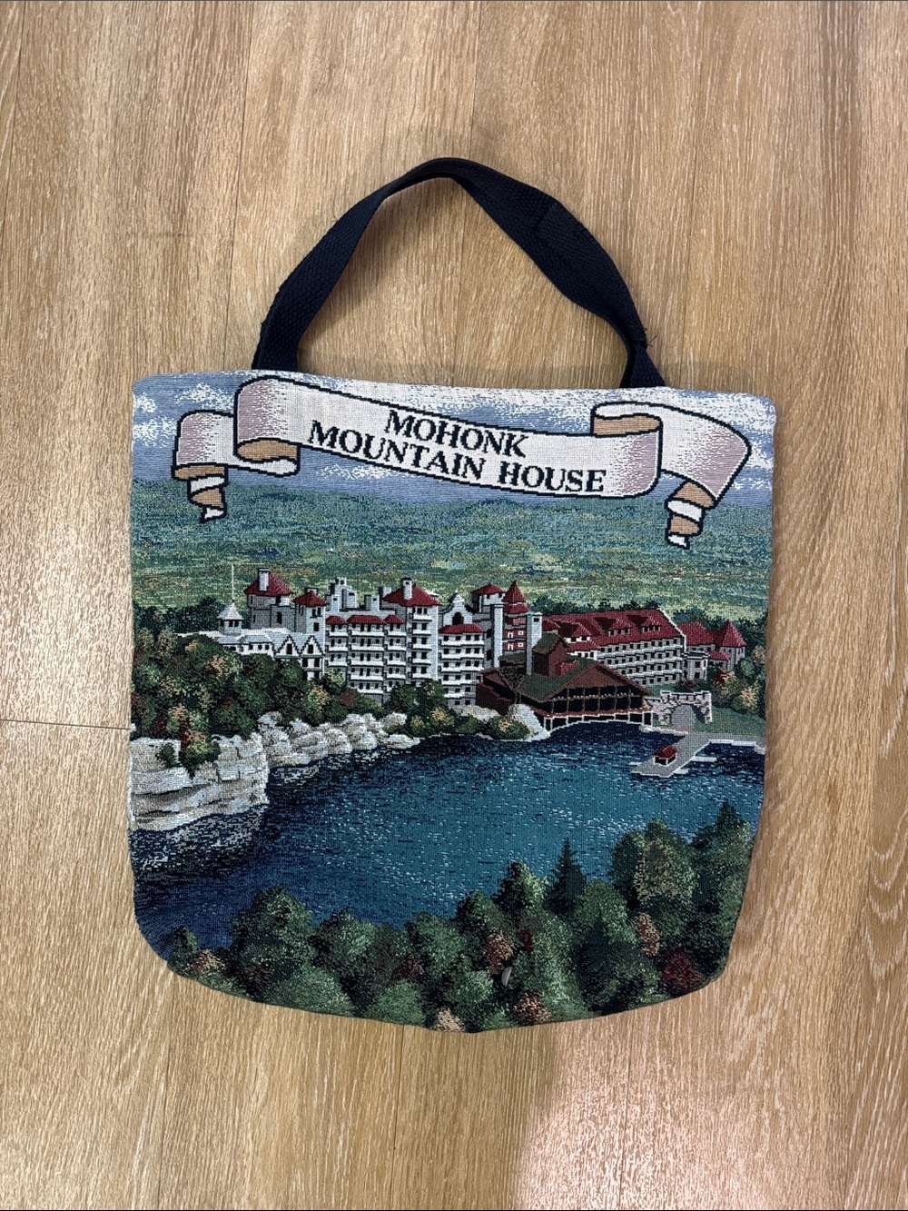 Mohonk Mountain House Victorian Cottagecore Woven Jacquard Tapestry Tote Bag - Picture 3 of 7